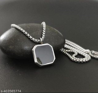 Sizzling Chunky Pendants & Lockets