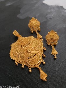 Trendy Jewellery Set