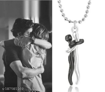 Twinkling Charming Pendants & Lockets