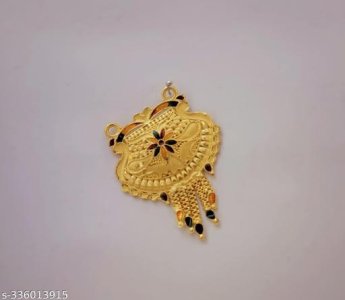 Allure Graceful Pendants & Lockets