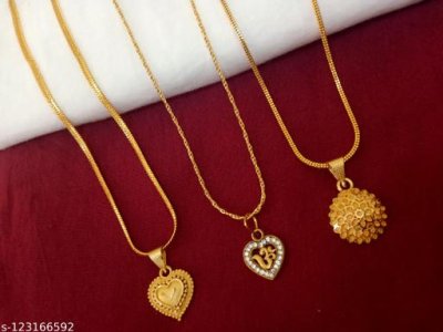 Shimmering Charming Women Necklaces & Chains