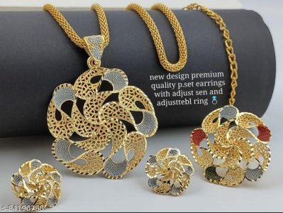 Twinkling Bejeweled Pendants & Lockets