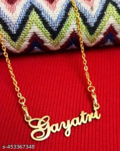 Sizzling Graceful Women Necklaces & Chains
