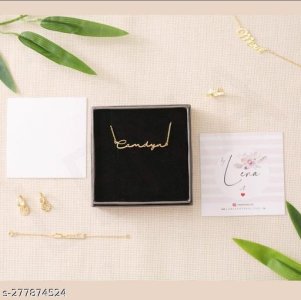 Sizzling Bejeweled Pendants & Lockets