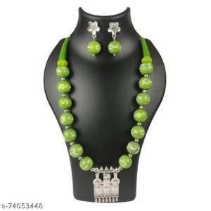Feminine Elegant Jewellery Sets