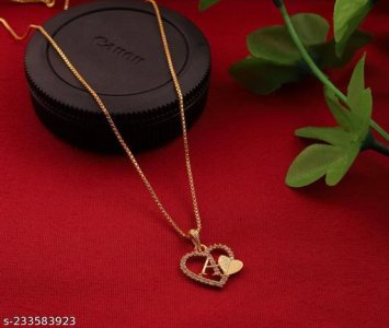 Pendants & Lockets (Women Jewellery)