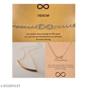Pendants & Lockets