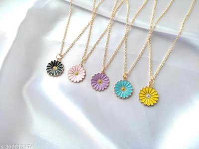 Elite Graceful Pendants & Lockets