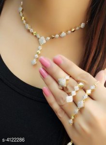 Free Gift Women'S Brass Gold Plated Pendants & Lockets