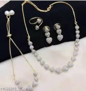Free Gift Women'S Brass Gold Plated Pendants & Lockets