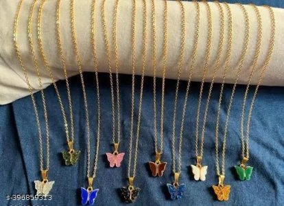 Allure Graceful Pendants & Lockets