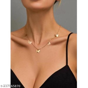 Elite Glittering Pendants & Lockets