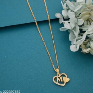Shimmering Chunky Women  Pendants & Lockets