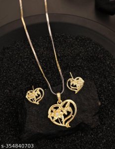 Shimmering Chunky Pendants & Lockets