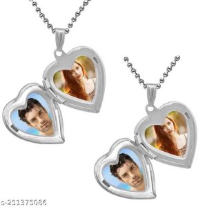 Sizzling Bejeweled Pendants & Lockets