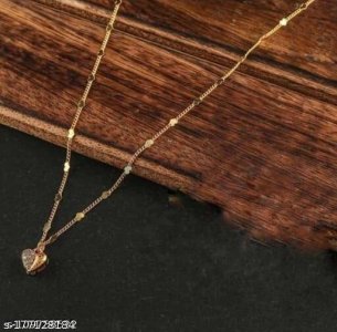 Women  Pendants & Lockets