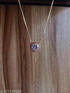Women  Pendants & Lockets