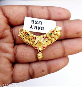 Sizzling Charming Pendants & Lockets