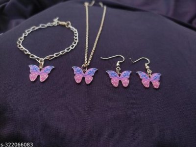 Twinkling Glittering Pendants & Lockets