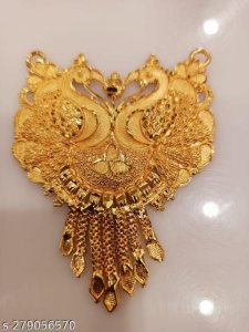 Twinkling Bejeweled Pendants & Lockets