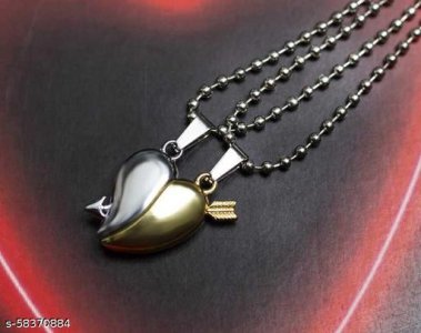 Sizzling Charming Pendants & Lockets