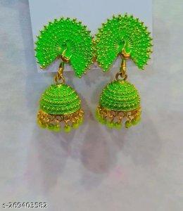 Sizzling Chunky Pendants & Lockets