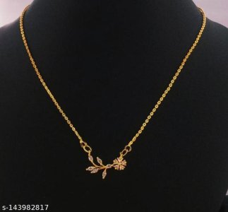 Elite Glittering Pendants & Lockets