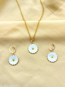 Shimmering Fancy Pendants & Lockets