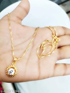 Allure Graceful Pendants & Lockets