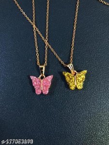 Twinkling Fancy Women Pendant & locket