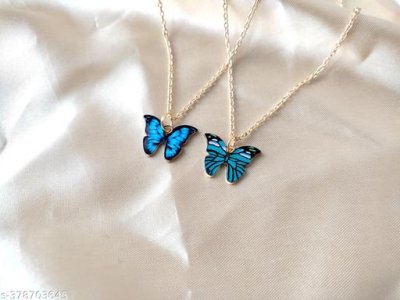 Twinkling Graceful Pendants & Lockets