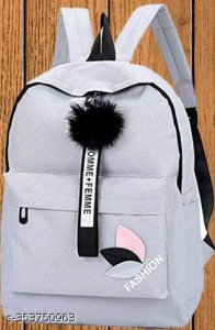Voguish Alluring Women Backpacks