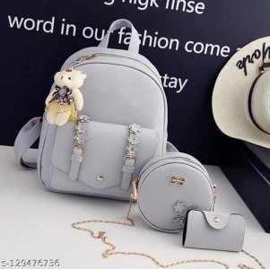 Voguish Alluring Women Backpacks