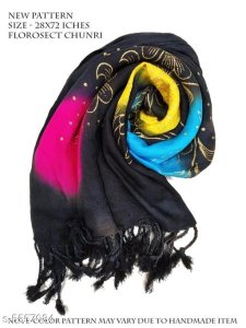Classy Trendy Women Scarves Stoles & Gloves